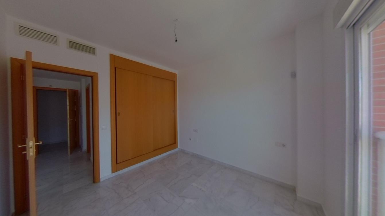 VIVIENDA ALQUILADA CON SEGURO DE IMPAGO EN TEATINOS — Foto 15