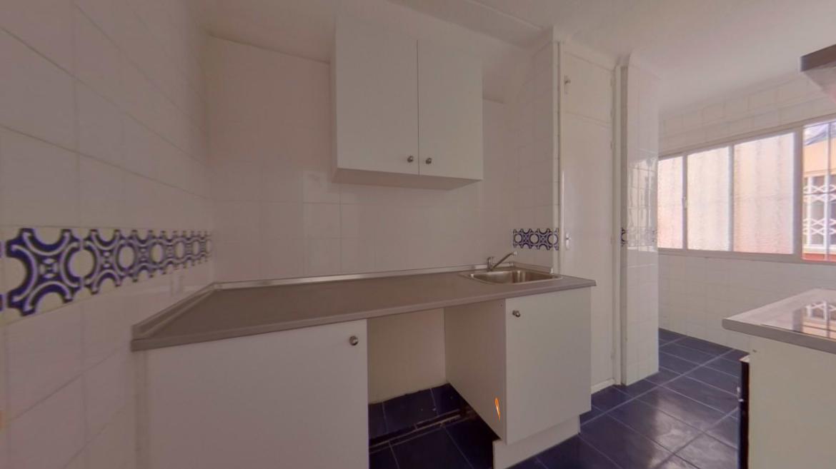 VIVIENDA ALQUILADA EN CIUDAD JARDIN CON SEGURO DE IMPAGO V66 — Foto 7
