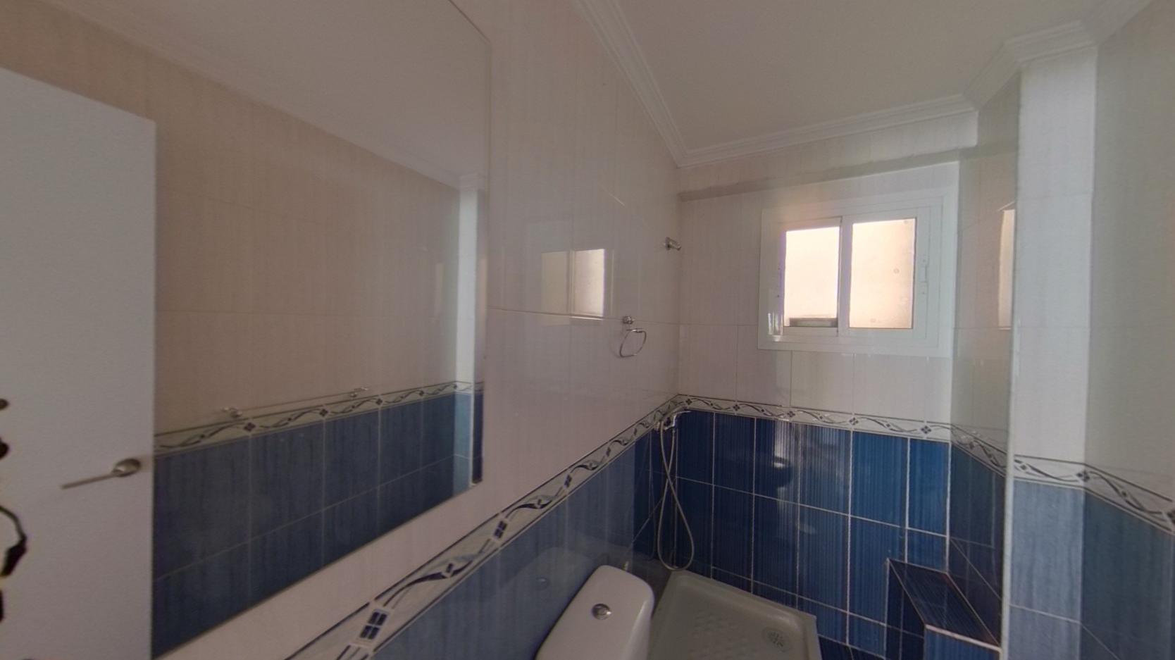 VIVIENDA 3 HABTIACIONES ALQUILADA CON SEGURO DE IMPAGO CIUDAD JARDIN V64 — Foto 8