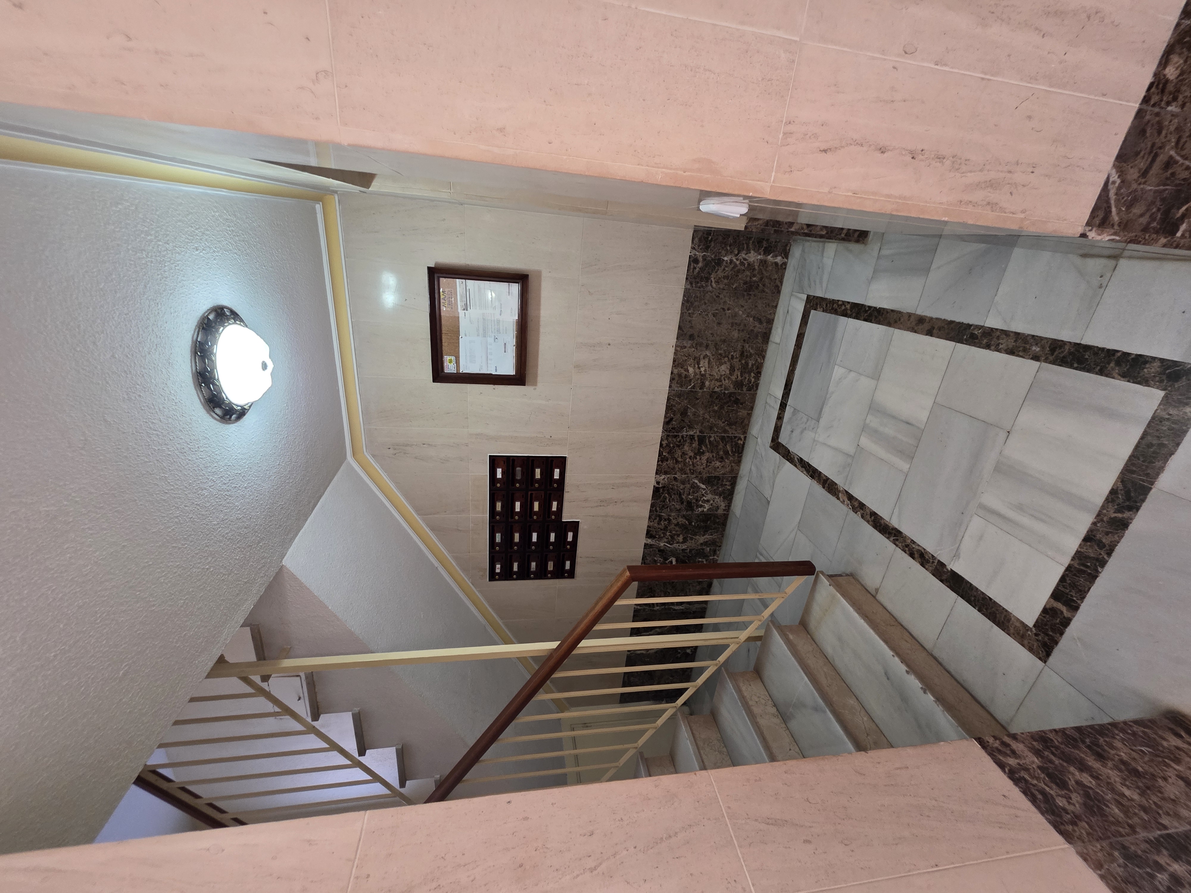 PISOS DE 4 HABITACIONES Y 2 BAÑOS EN EL ECHEVARRIA — Foto 32