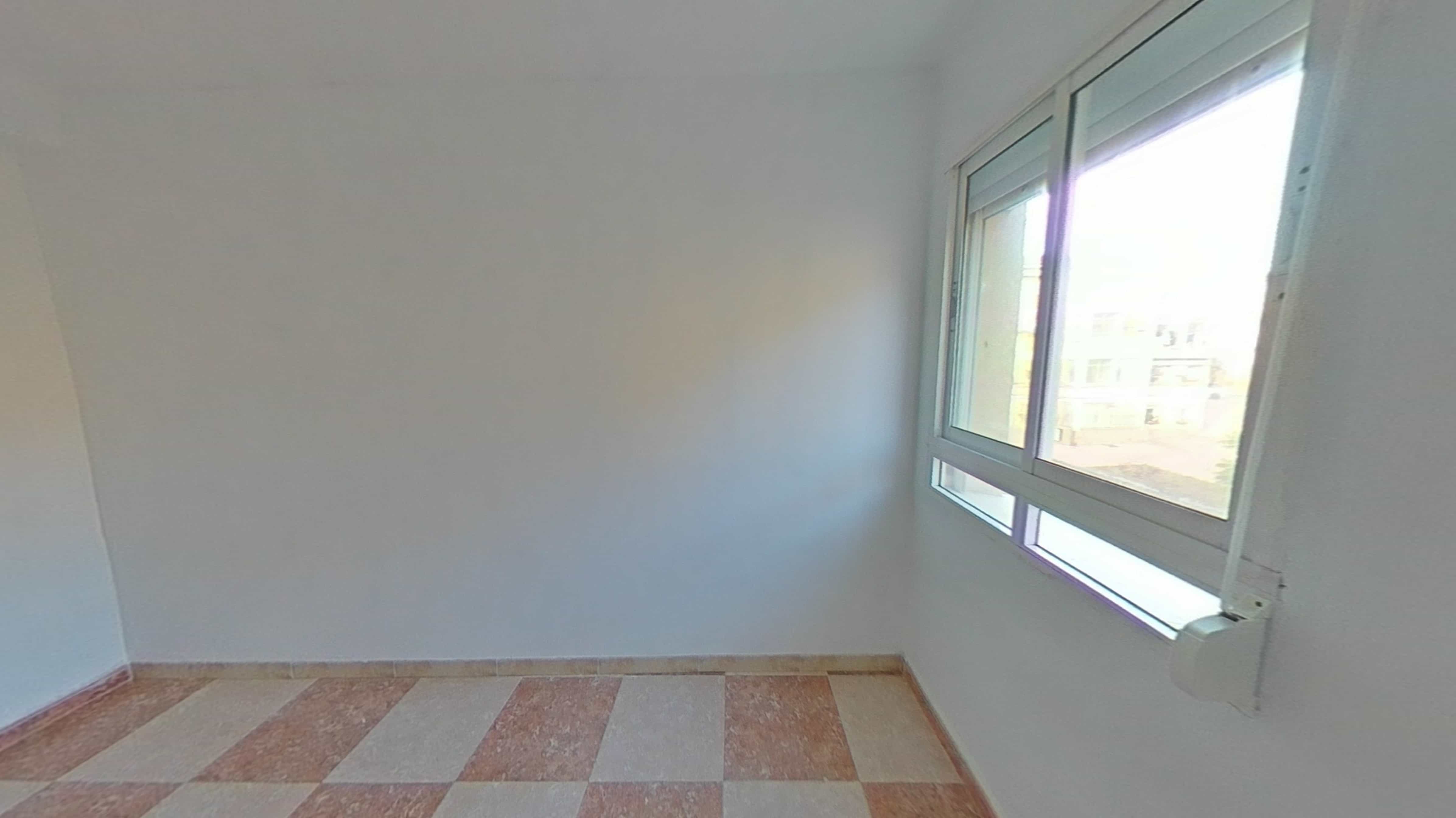VIVIENDA ALQUILADA EN PORTADA ALTA — Foto 8