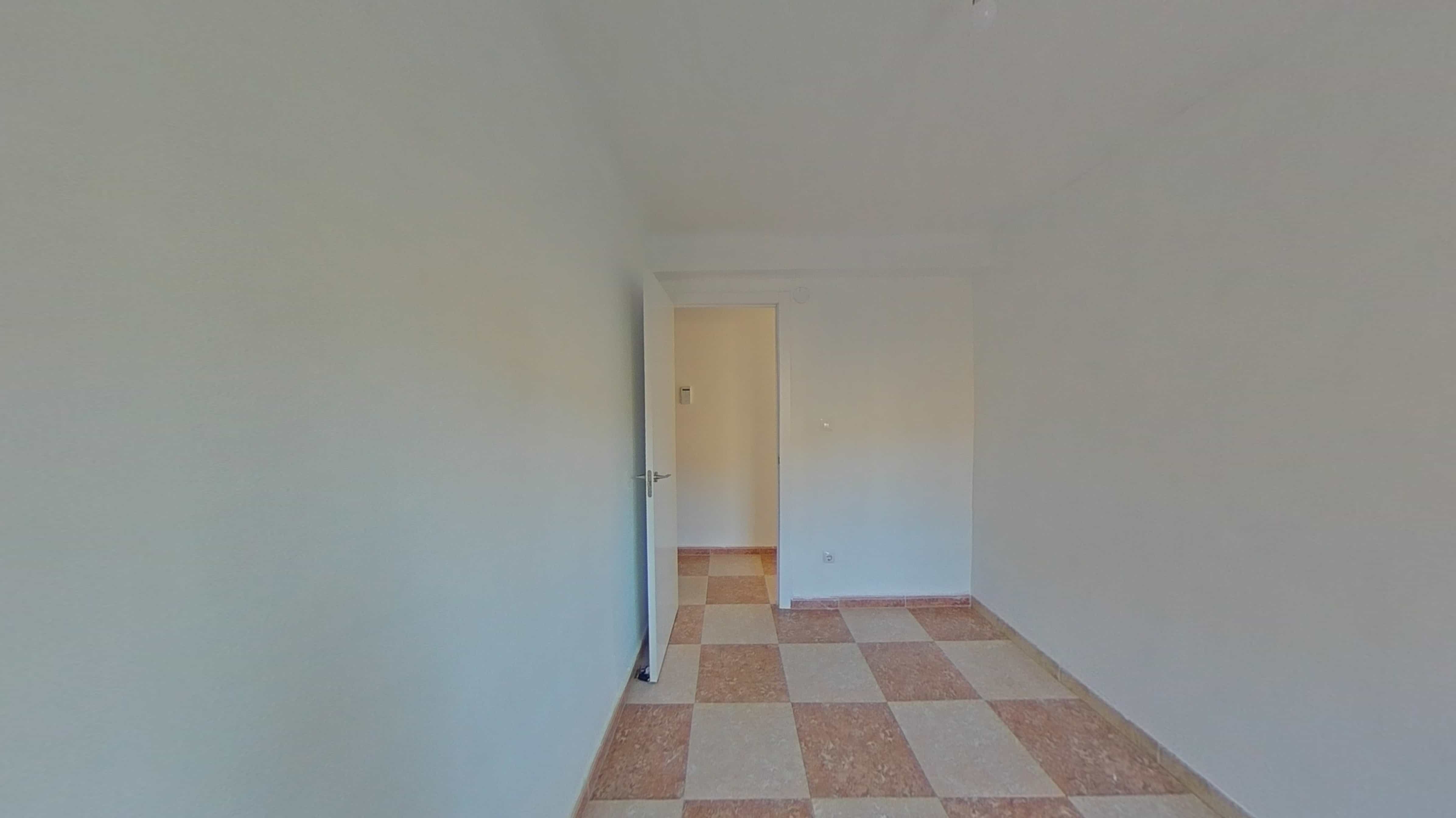 VIVIENDA ALQUILADA EN PORTADA ALTA — Foto 9