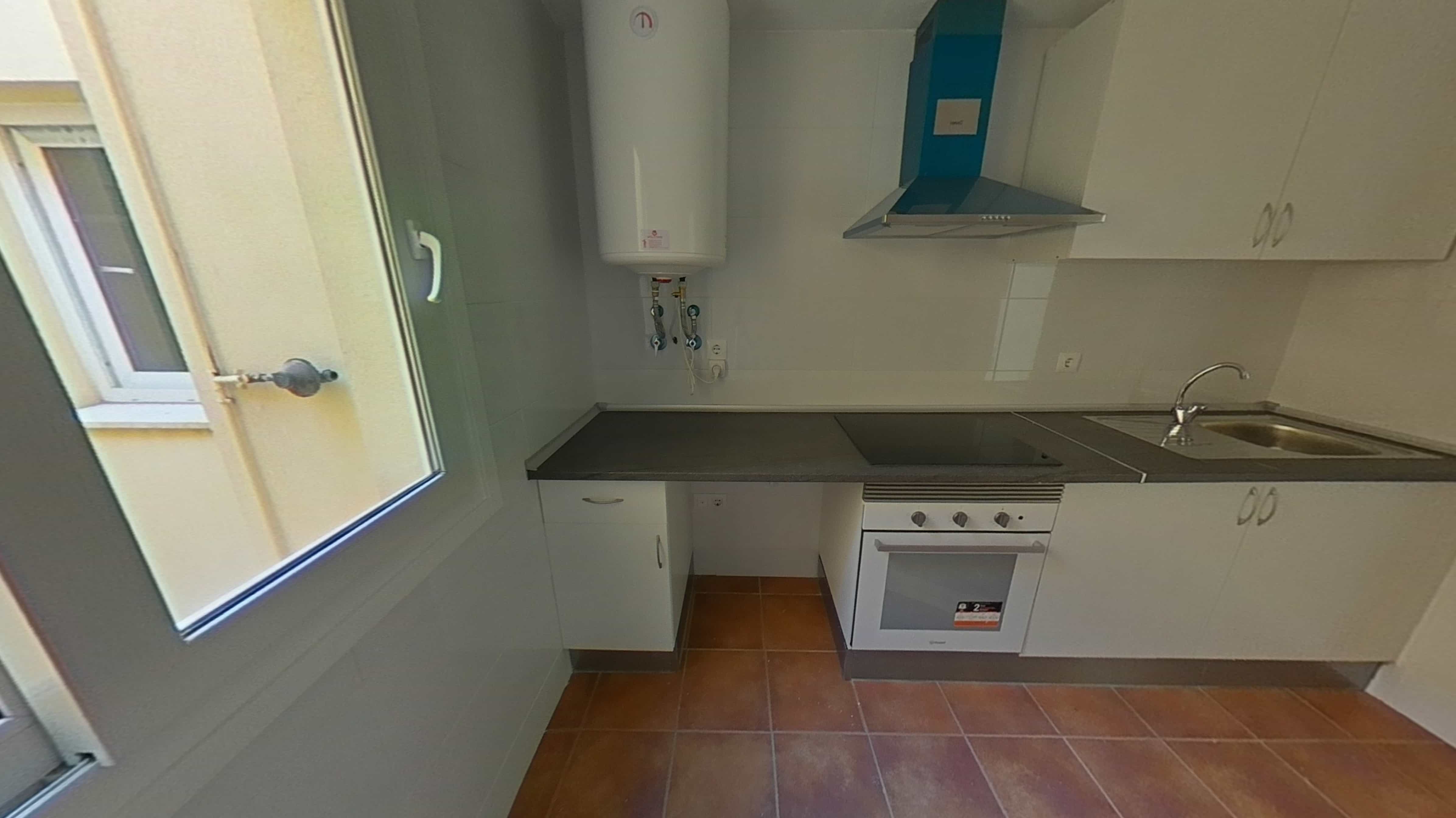 VIVIENDA ALQUILA CON SEGURO DE IMPAGO DE 2 HACITACIONES 2 BAÑOS EN EL RINCÓN DE LA VICTORIA — Foto 17