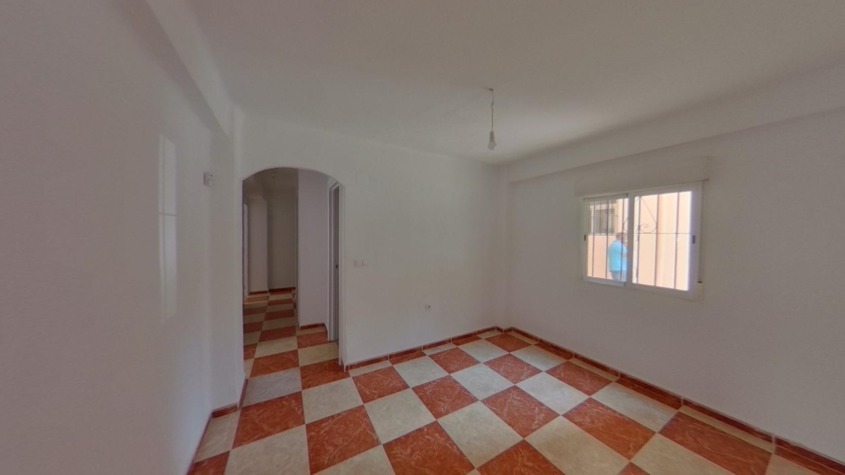 VIVIENDA 3 HABTIACIONES ALQUILADA CON SEGURO DE IMPAGO CIUDAD JARDIN V64 — Foto 10