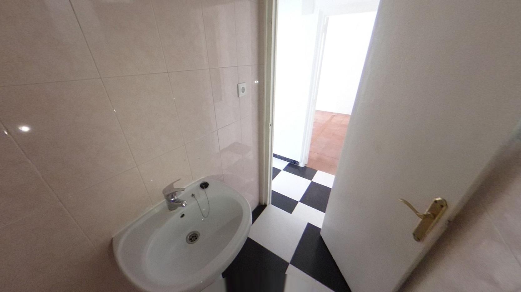 VIVIENDA ALQUILADA CON SEGURO DE IMPAGO EN SAN RAFAEL — Foto 3