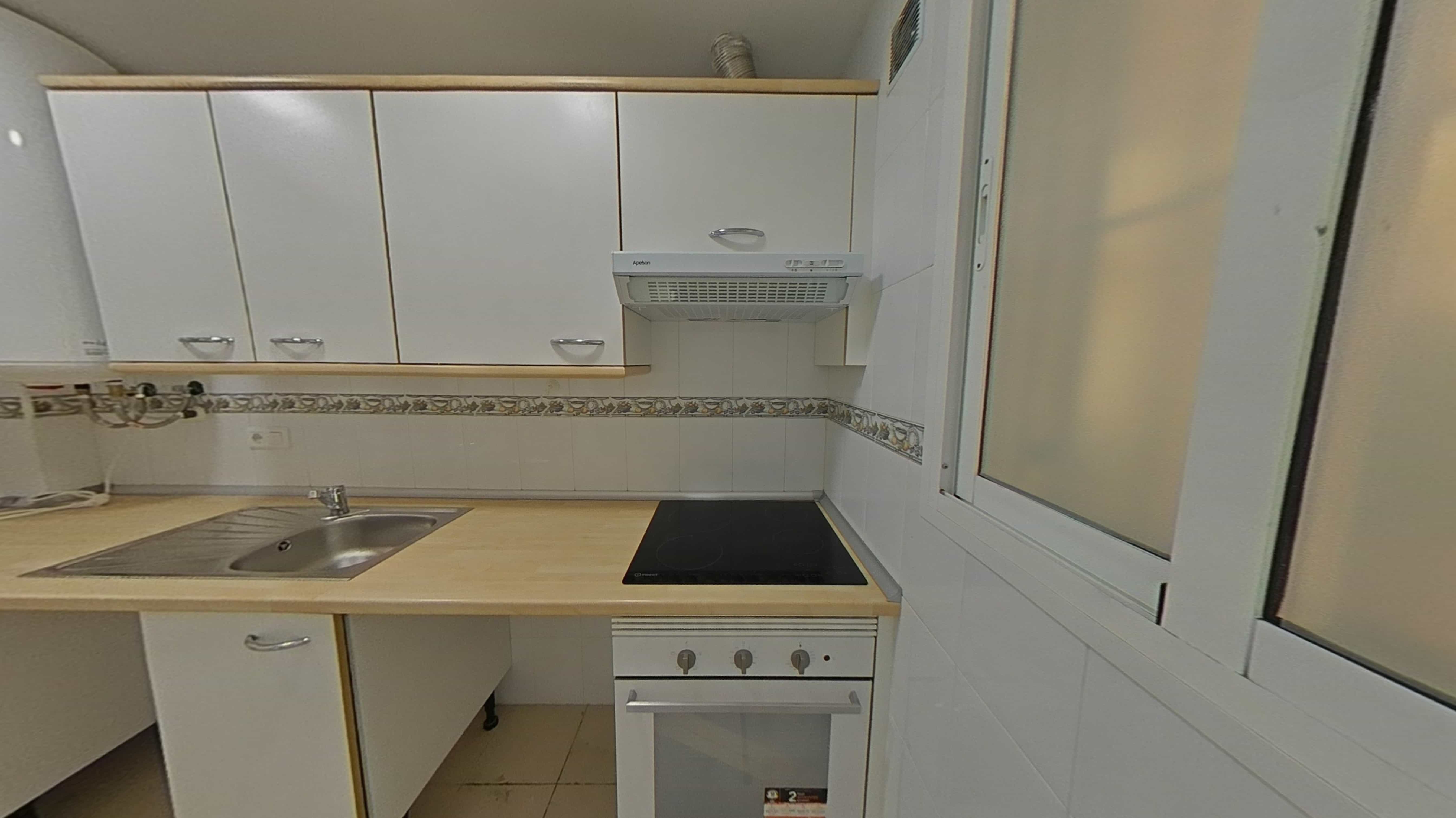 VIVIENDA ALQUILADA EN AÑORETA 3 HABITACIONES 2 BAÑOS CON SEGURO DE IMPAGO — Foto 8