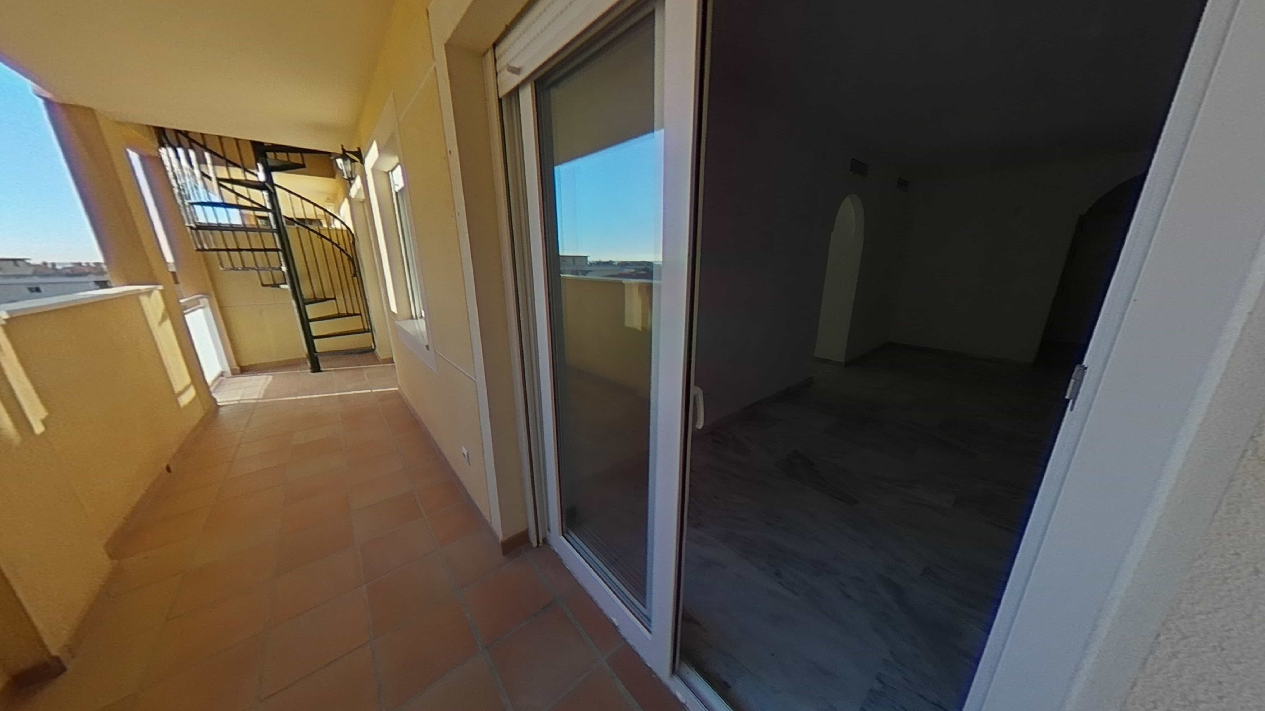 VIVIENDA ALQUILA CON SEGURO DE IMPAGO DE 2 HACITACIONES 2 BAÑOS EN EL RINCÓN DE LA VICTORIA — Foto 9