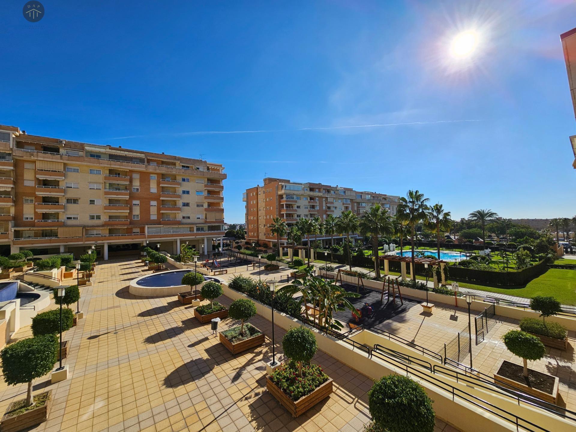 PISO EN PARQUE ATALAYA — Foto 2