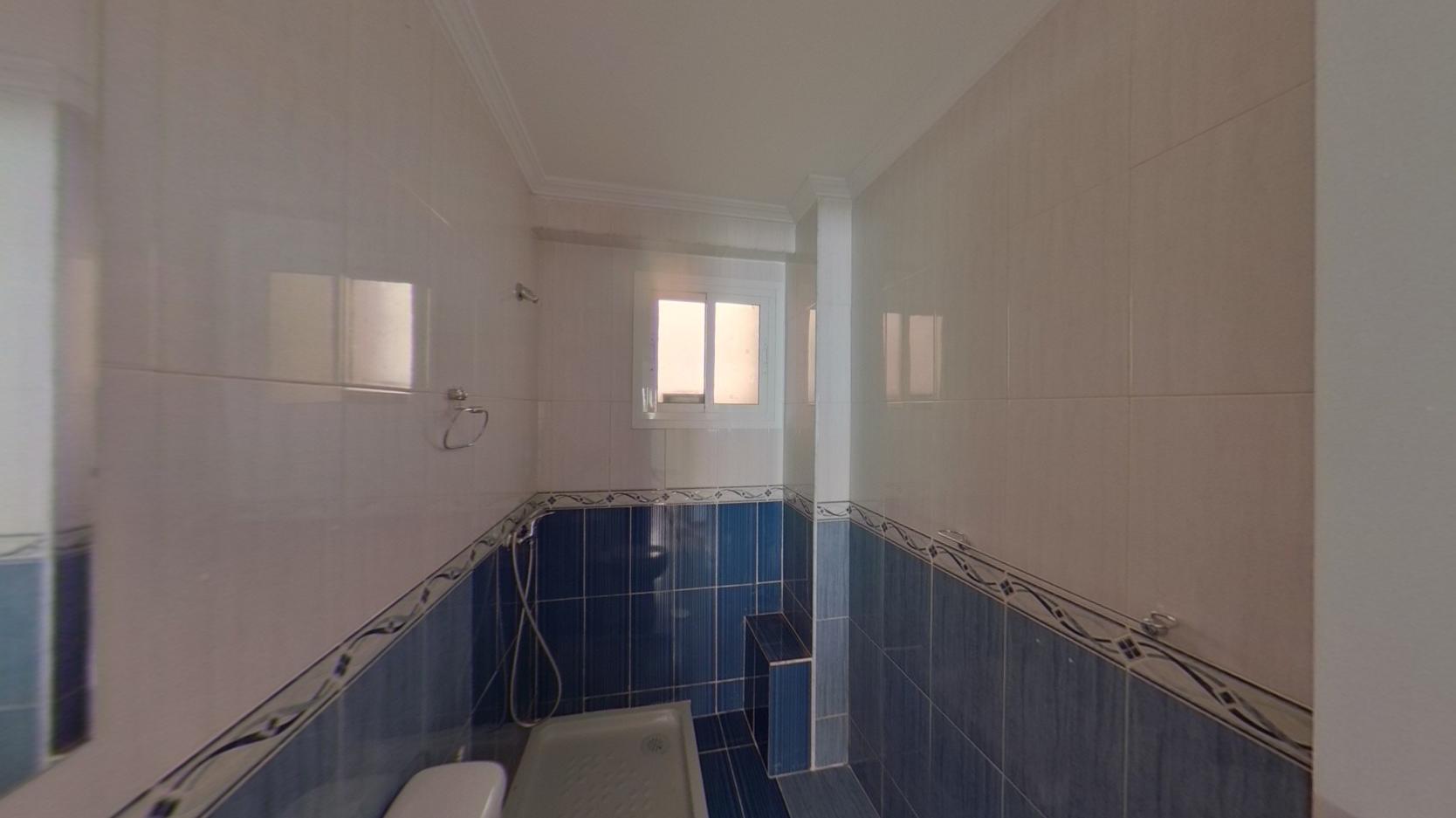 VIVIENDA 3 HABTIACIONES ALQUILADA CON SEGURO DE IMPAGO CIUDAD JARDIN V64 — Foto 13