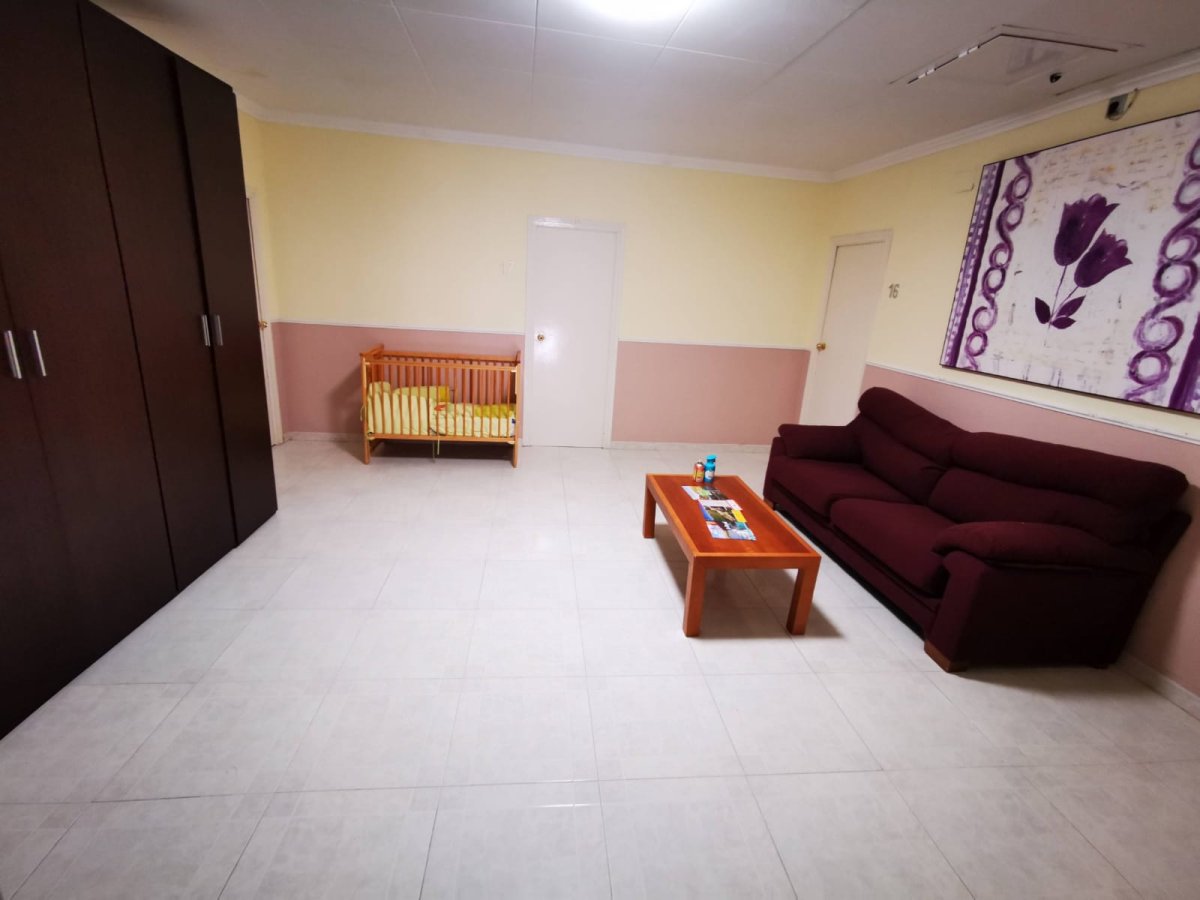 Hotel + Casa + 2 Pisos en venta a orillas del río Ebro - 30 habitaciones — Foto 5