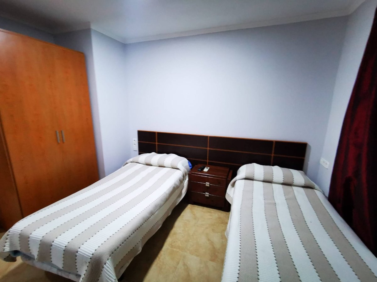 Hotel + Casa + 2 Pisos en venta a orillas del río Ebro - 30 habitaciones — Foto 16