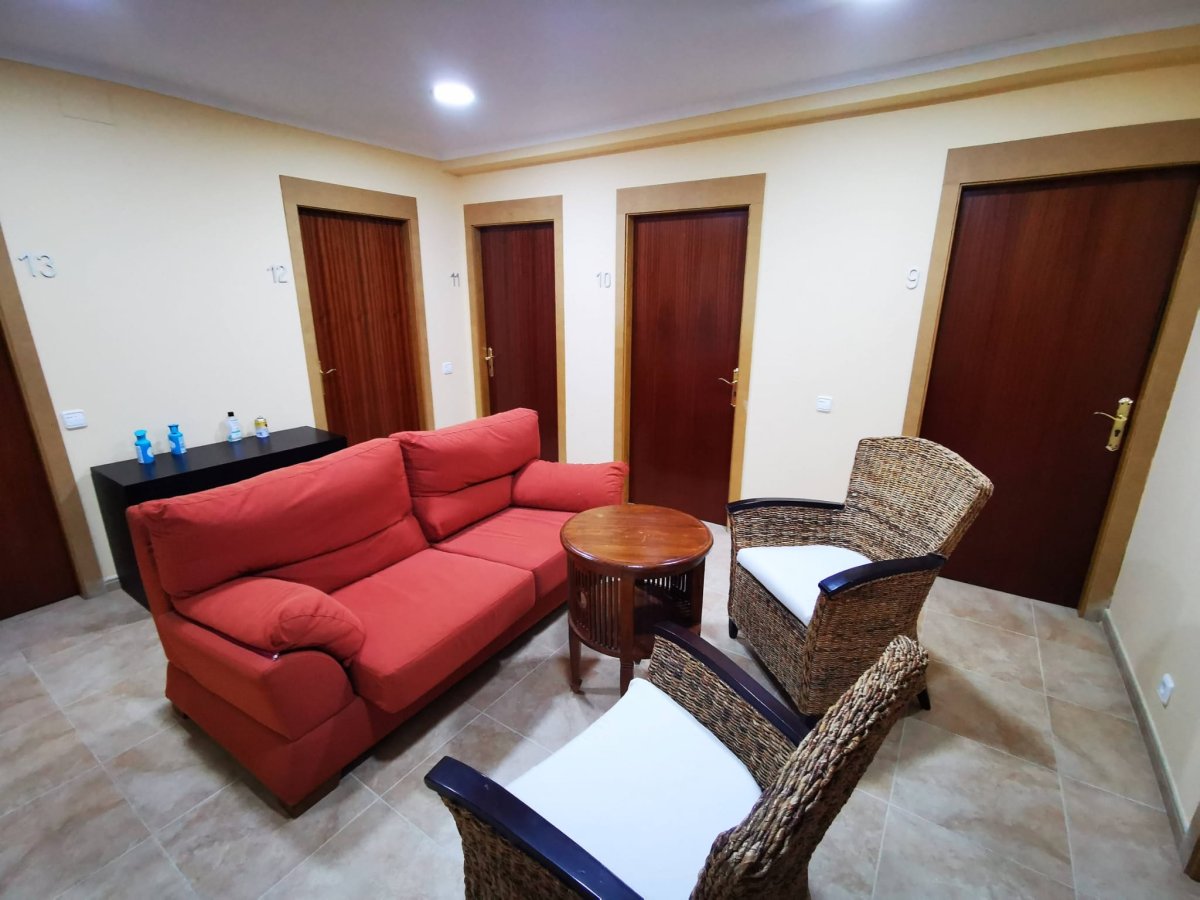 Hotel + Casa + 2 Pisos en venta a orillas del río Ebro - 30 habitaciones — Foto 21