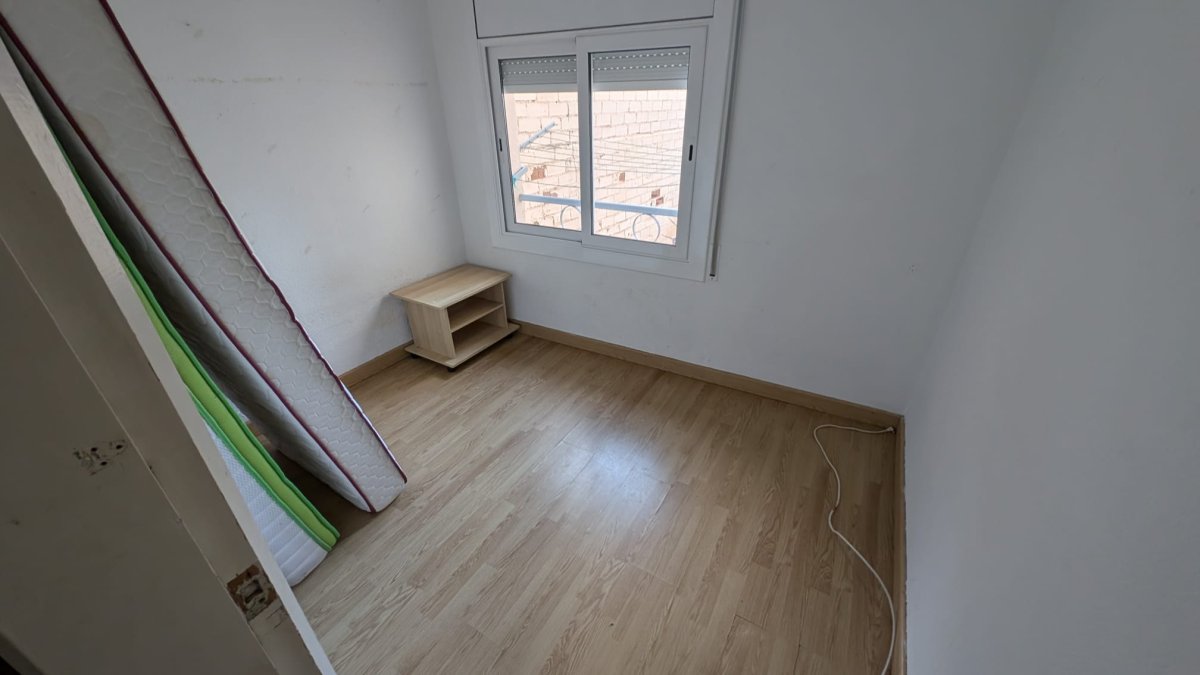 Venta Piso Terrassa Sant Pere Nord Amplio y Luminoso — Foto 8