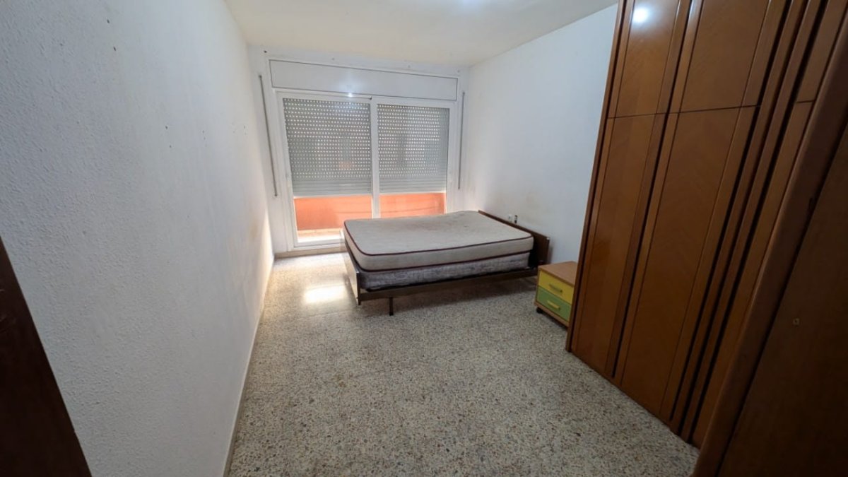 Venta Piso Terrassa Sant Pere Nord Amplio y Luminoso — Foto 13