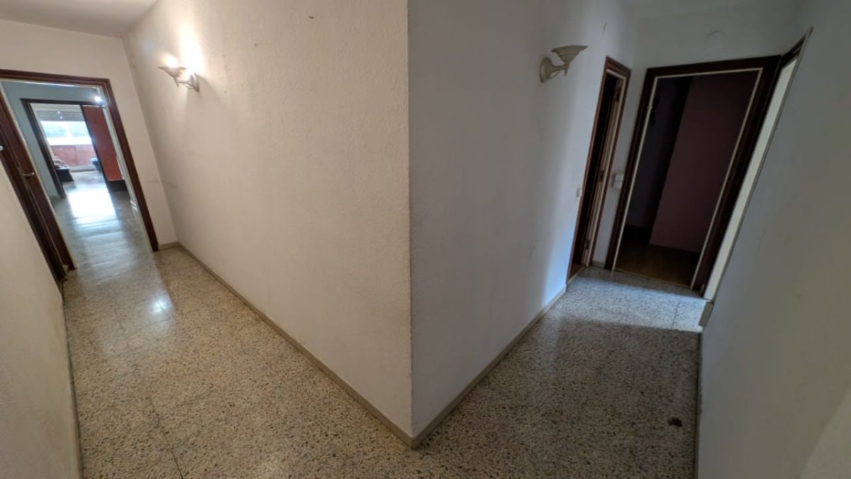 Venta Piso Terrassa Sant Pere Nord Amplio y Luminoso — Foto 12