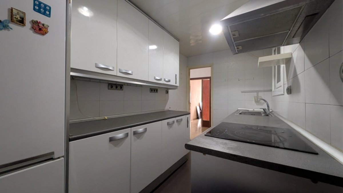Venta Piso Terrassa Sant Pere Nord Amplio y Luminoso — Foto 3