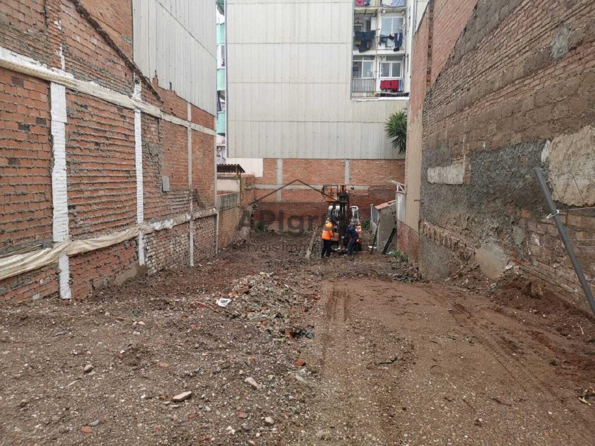 Terreno Urbano edificable — Foto 2