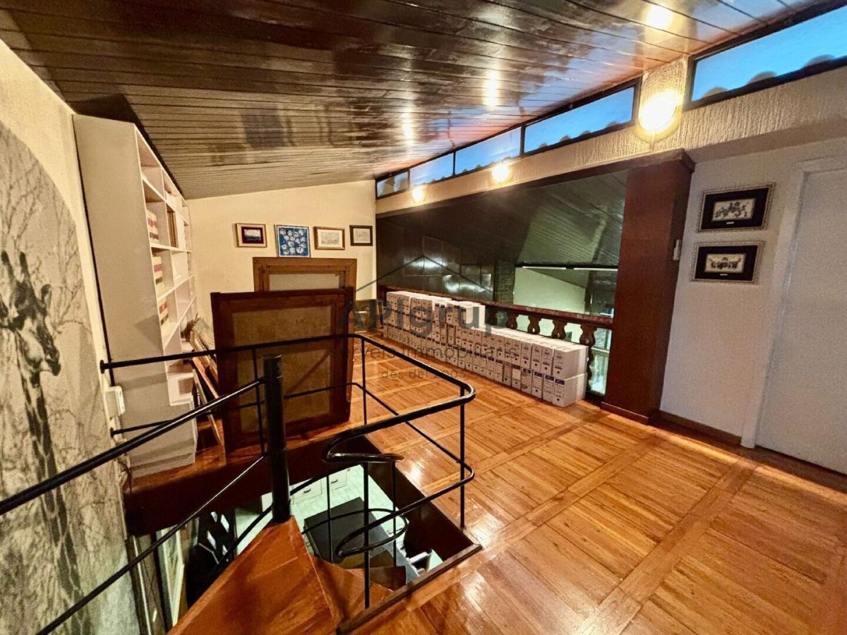 Despacho señorial — Foto 10