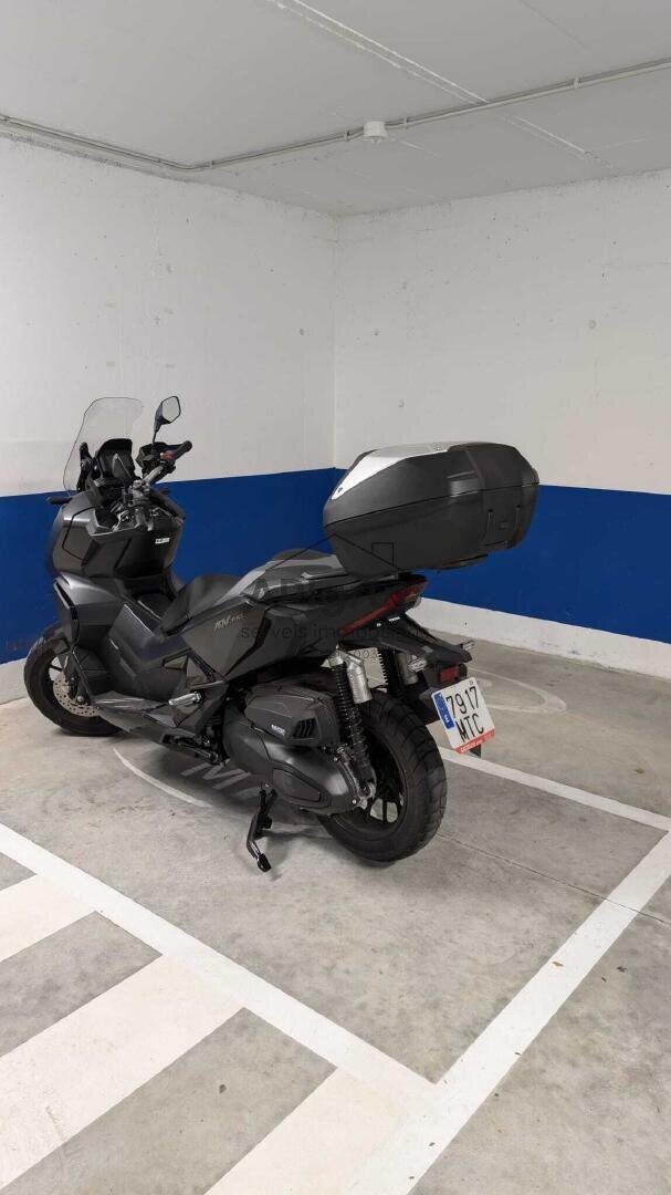 12 Plazas parking Moto — Foto 13