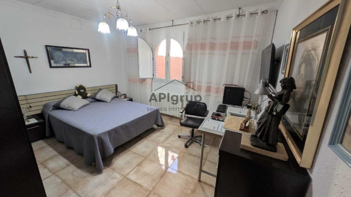 Casa, Hotel y 2 pisos — Foto 32