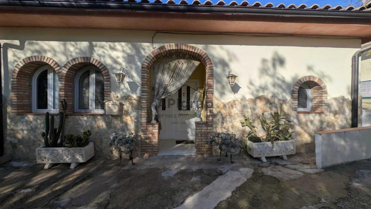 Casa, Hotel y 2 pisos — Foto 31