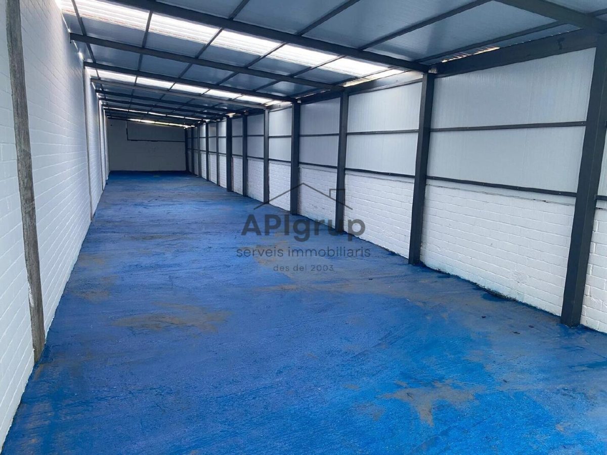 Nave con Patio — Foto 13