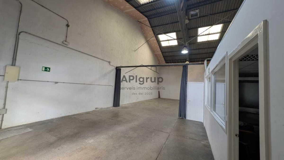 Nave Industrial — Foto 20