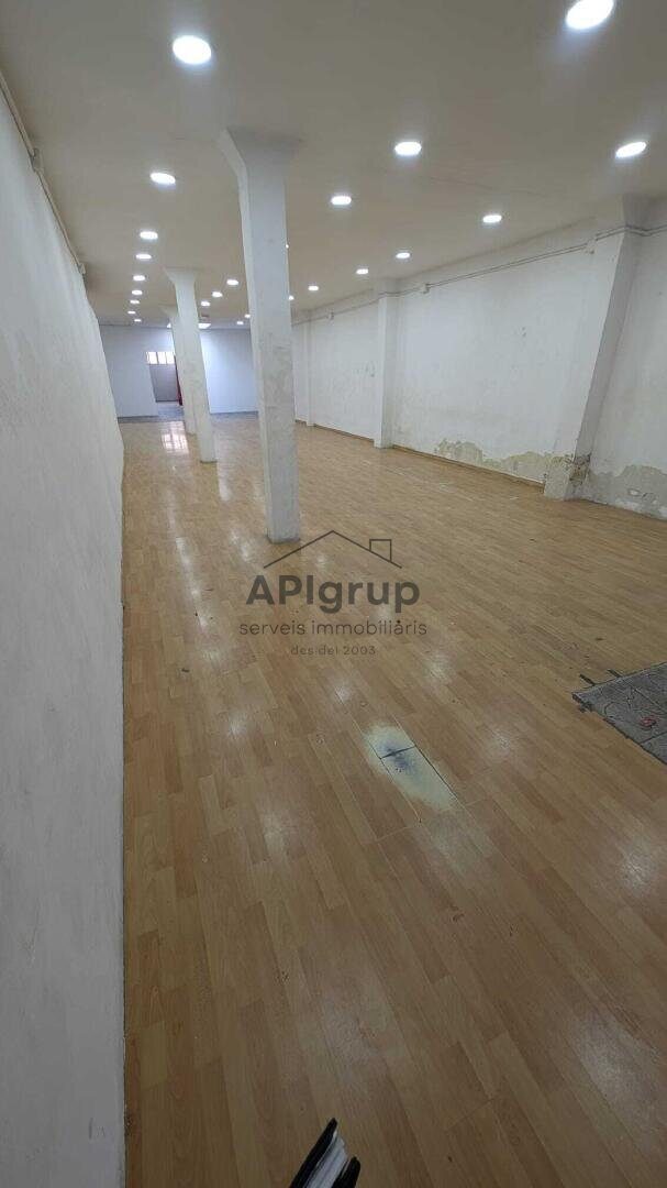 Amplio Local de 248 m2 — Foto 6
