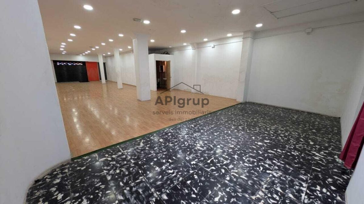 Amplio Local de 248 m2 — Foto 33