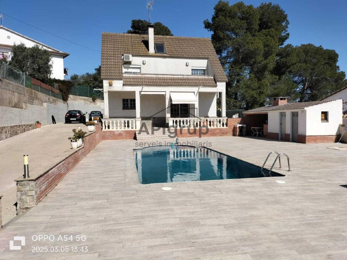 Casa con Piscina — Foto 6