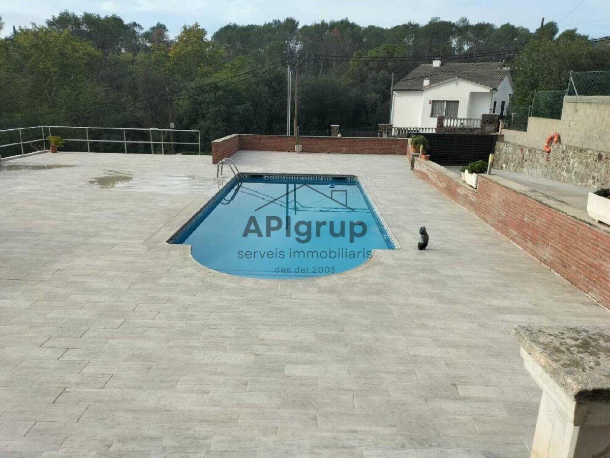Casa con Piscina — Foto 4