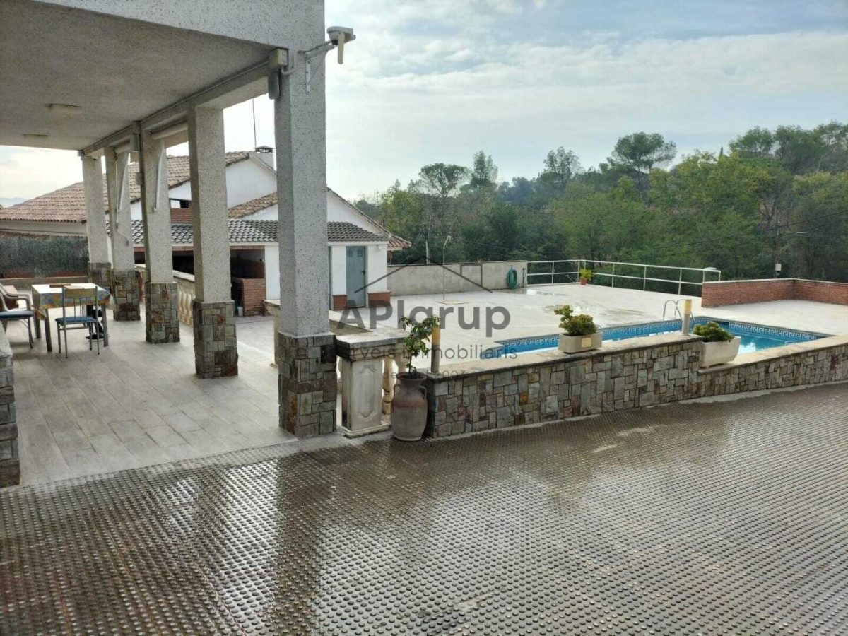 Casa con Piscina — Foto 29