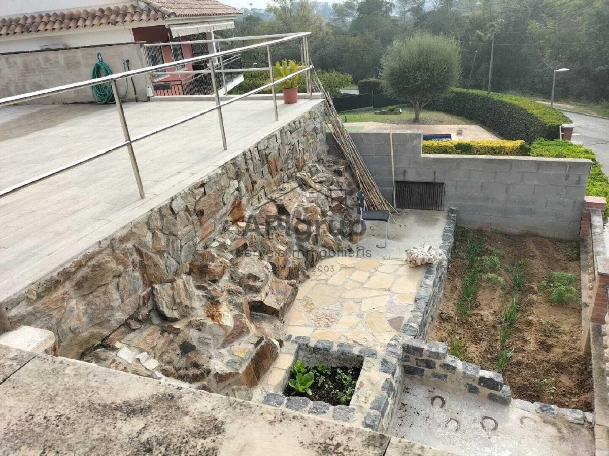 Casa con Piscina — Foto 28