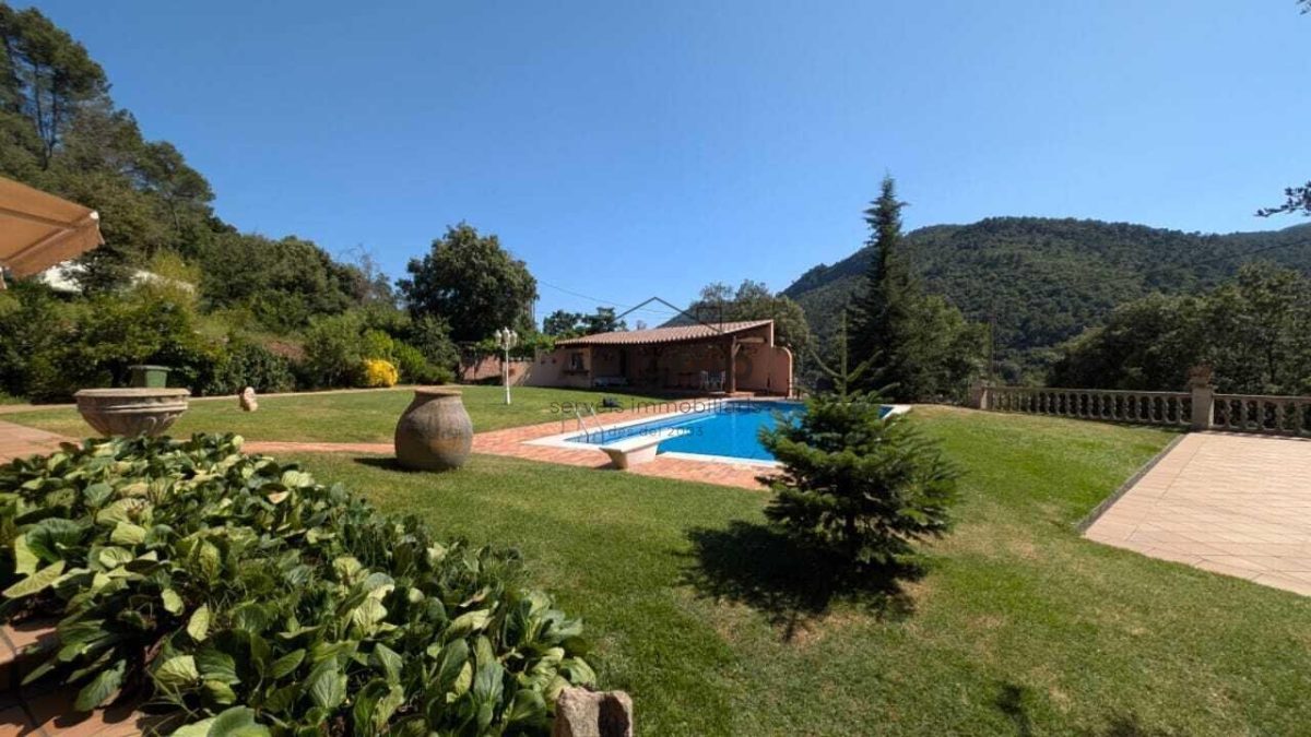 Chalet con Piscina — Foto 53