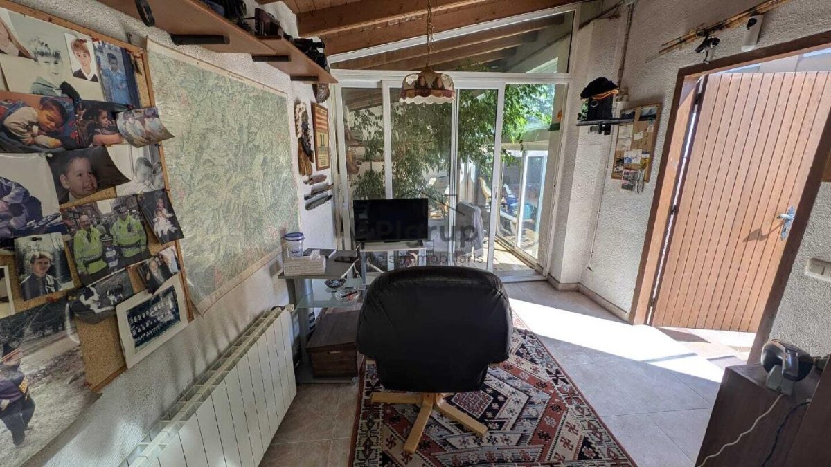 Wooden chalet en venta en tagamanent — Foto 40