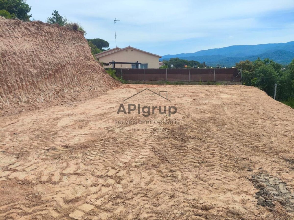 Terreno en venta en riells i viabrea — Foto 2