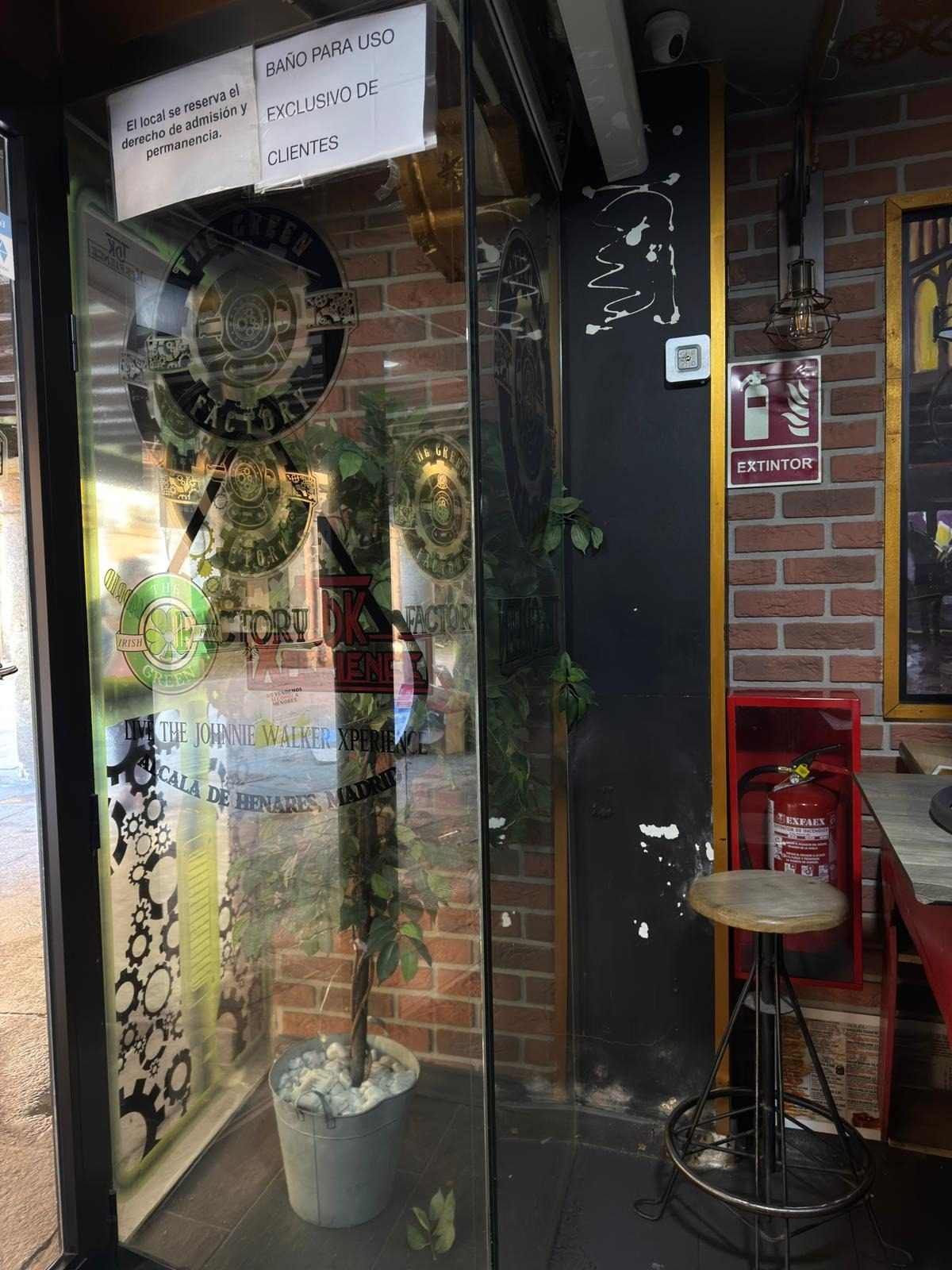 traspaso de local en pleno centro de Alcalá de Henares — Foto 9