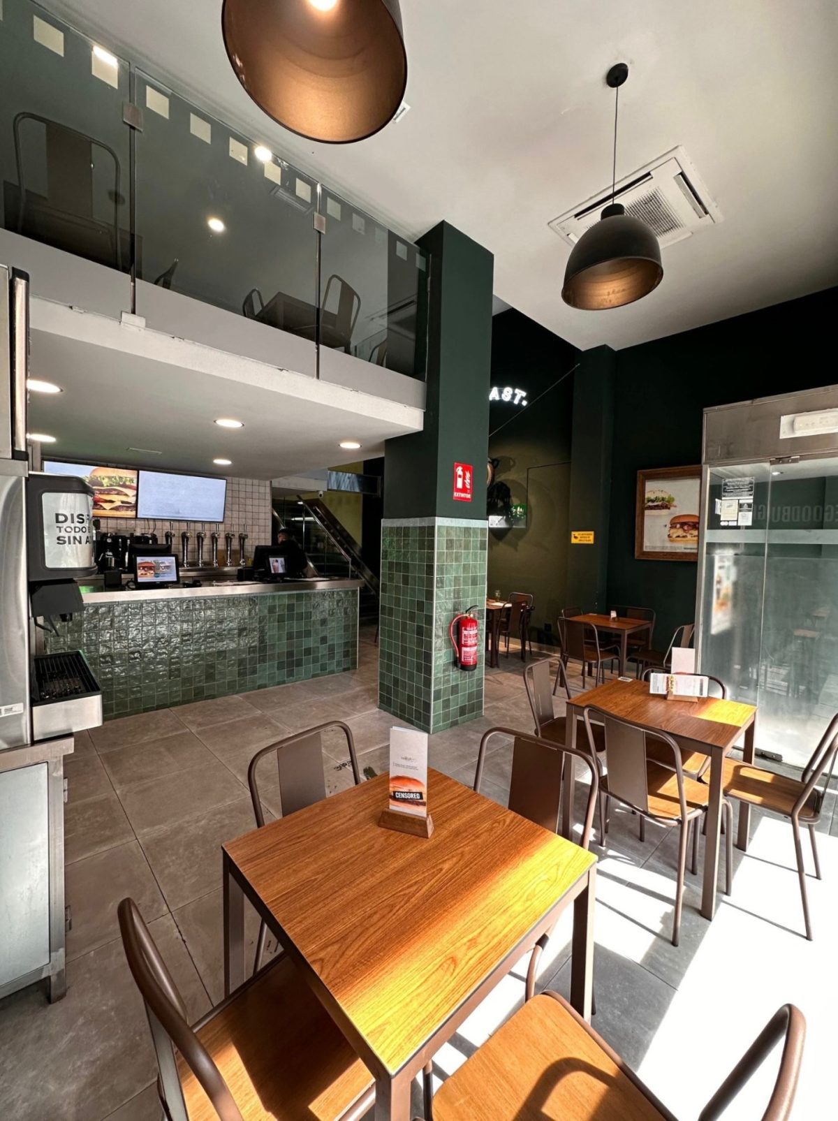 traspaso de restaurante en zona carabanchel — Foto 1