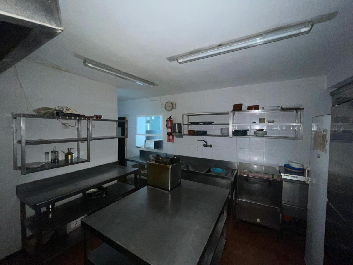 local en venta en zona Retiro — Foto 7