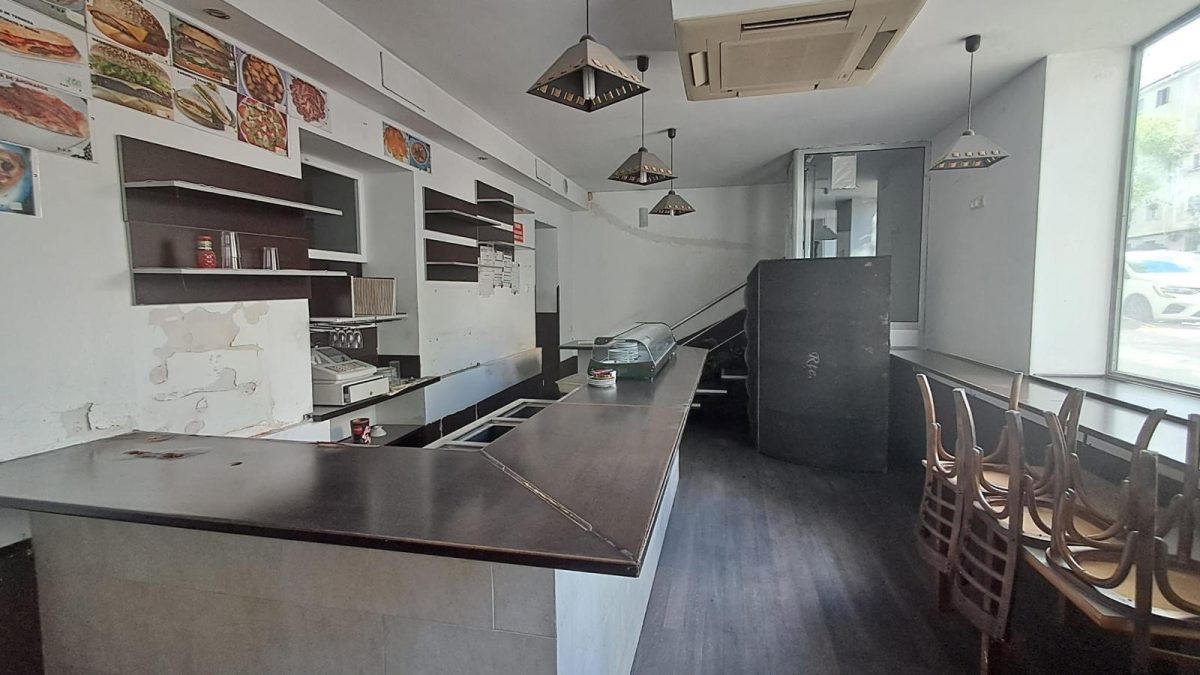 local en venta en zona Retiro — Foto 4