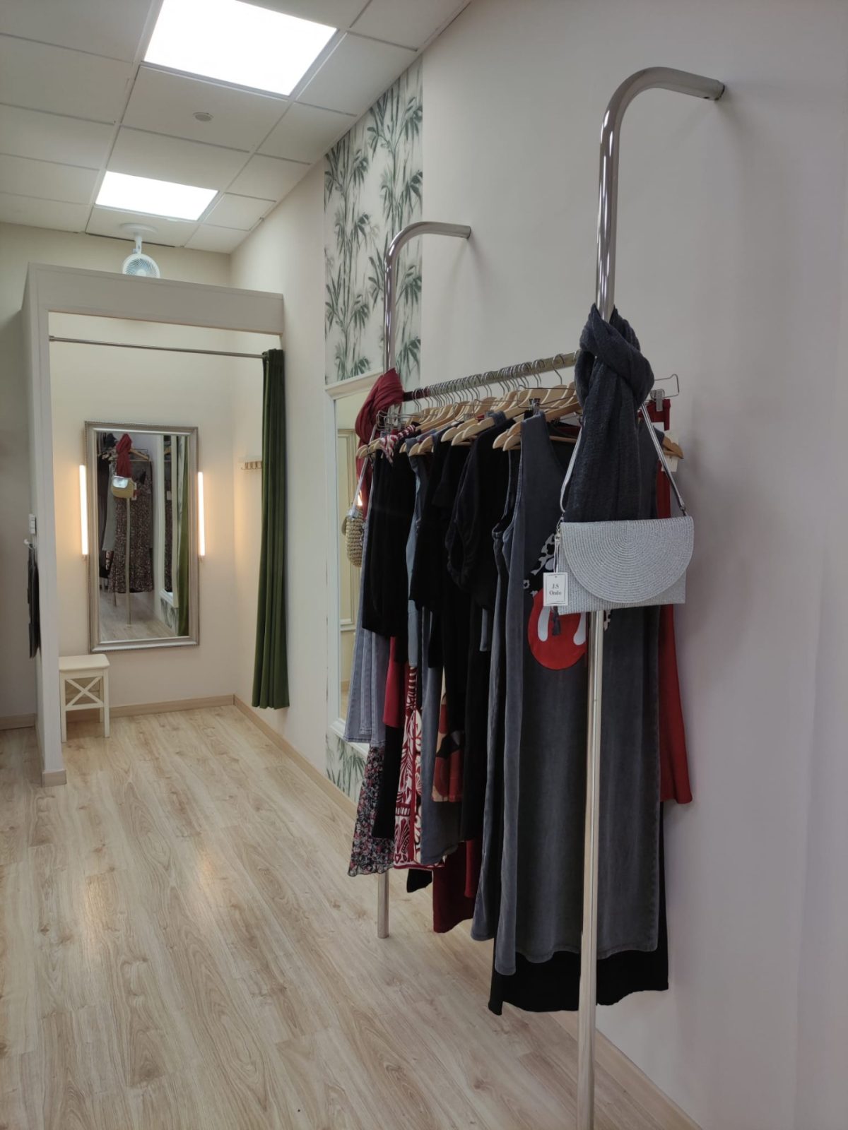 Traspaso de tienda de ropa en Rivas-Vaciamadrid — Foto 6