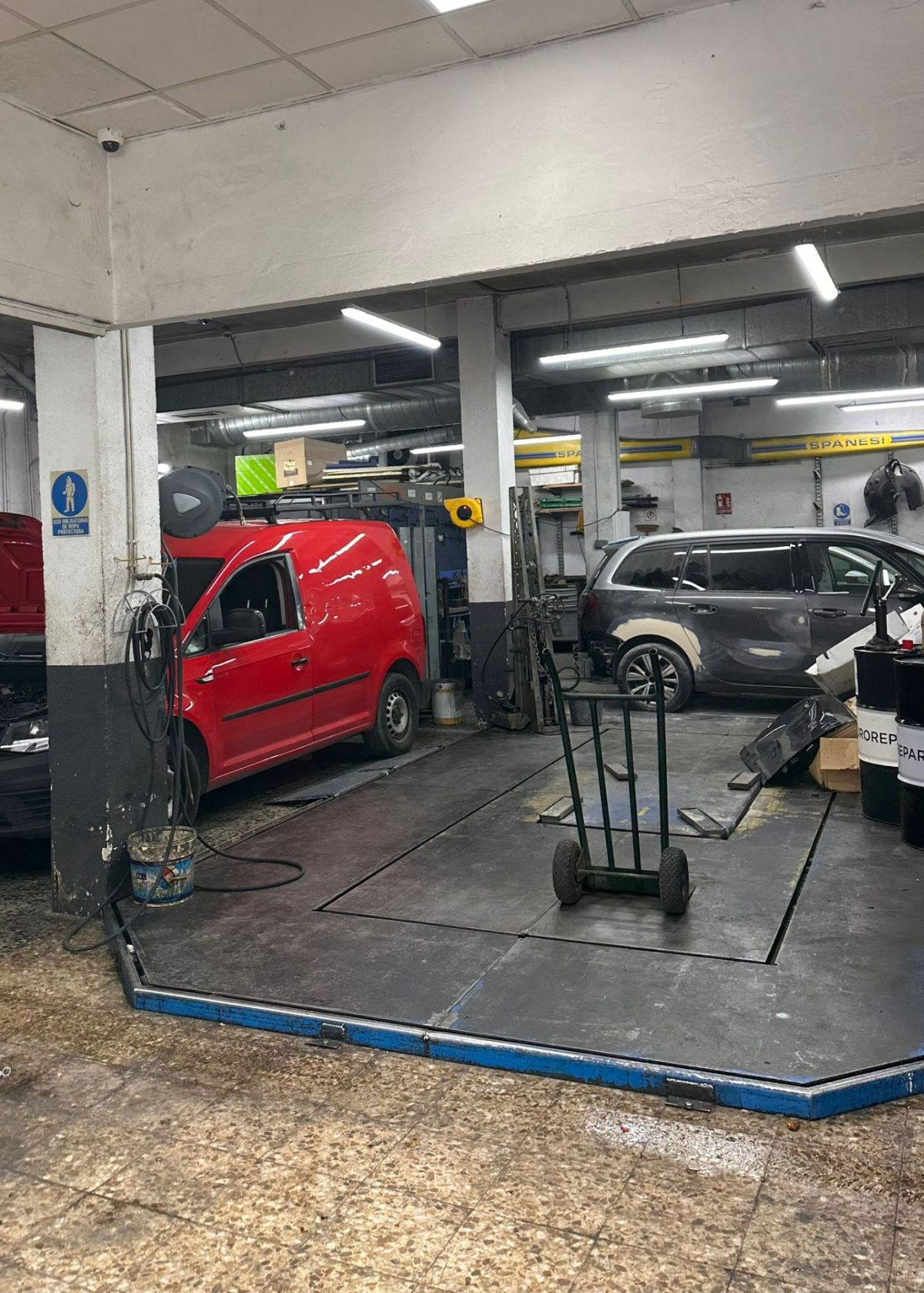 Taller en traspaso en zona de Puerta del Angel/ Latina — Foto 3