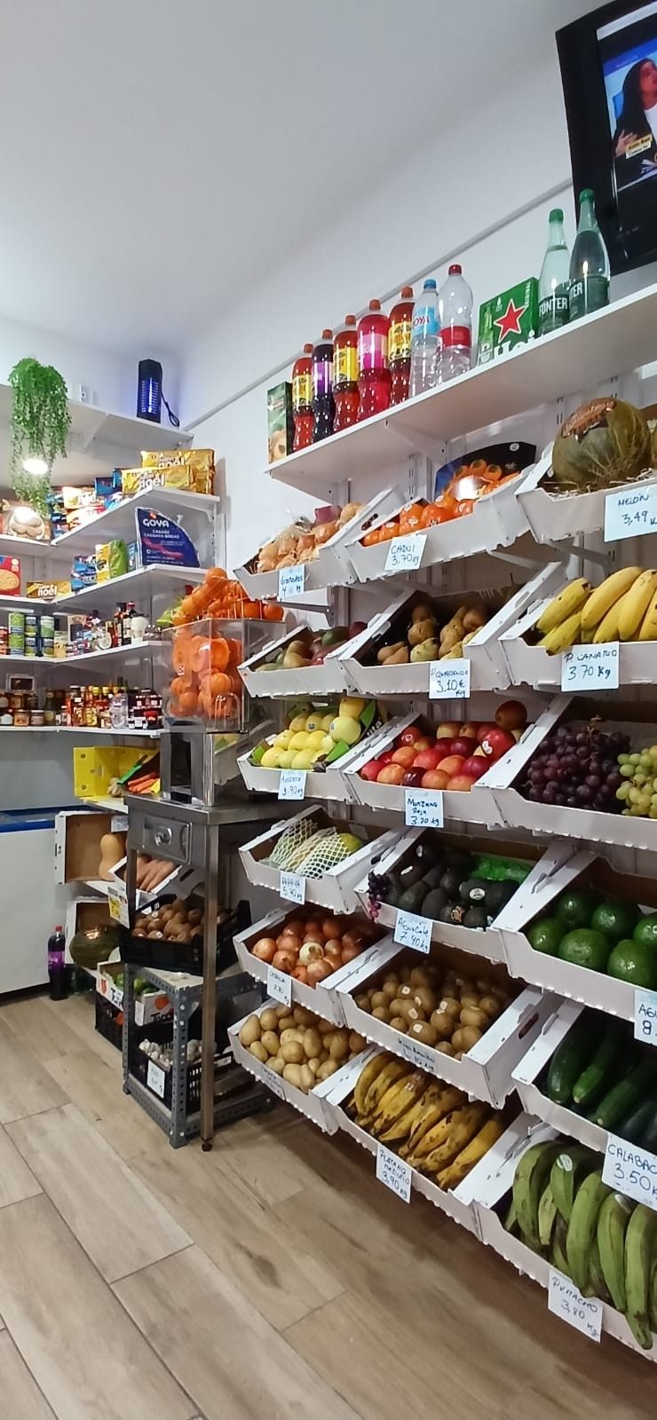 traspaso de frutería en barrio Salamanca — Foto 1