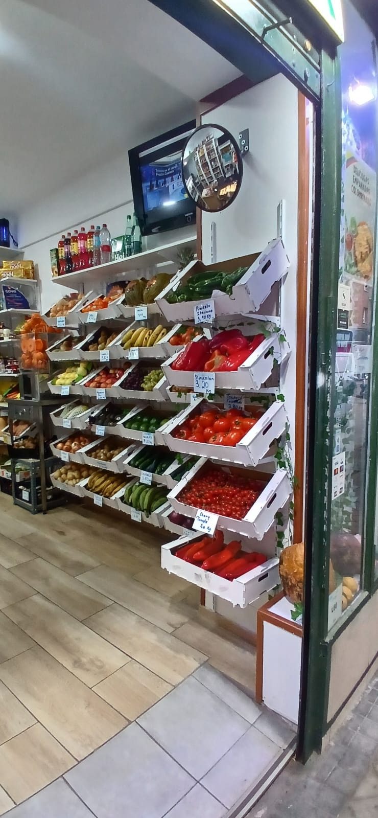 traspaso de frutería en barrio Salamanca — Foto 2