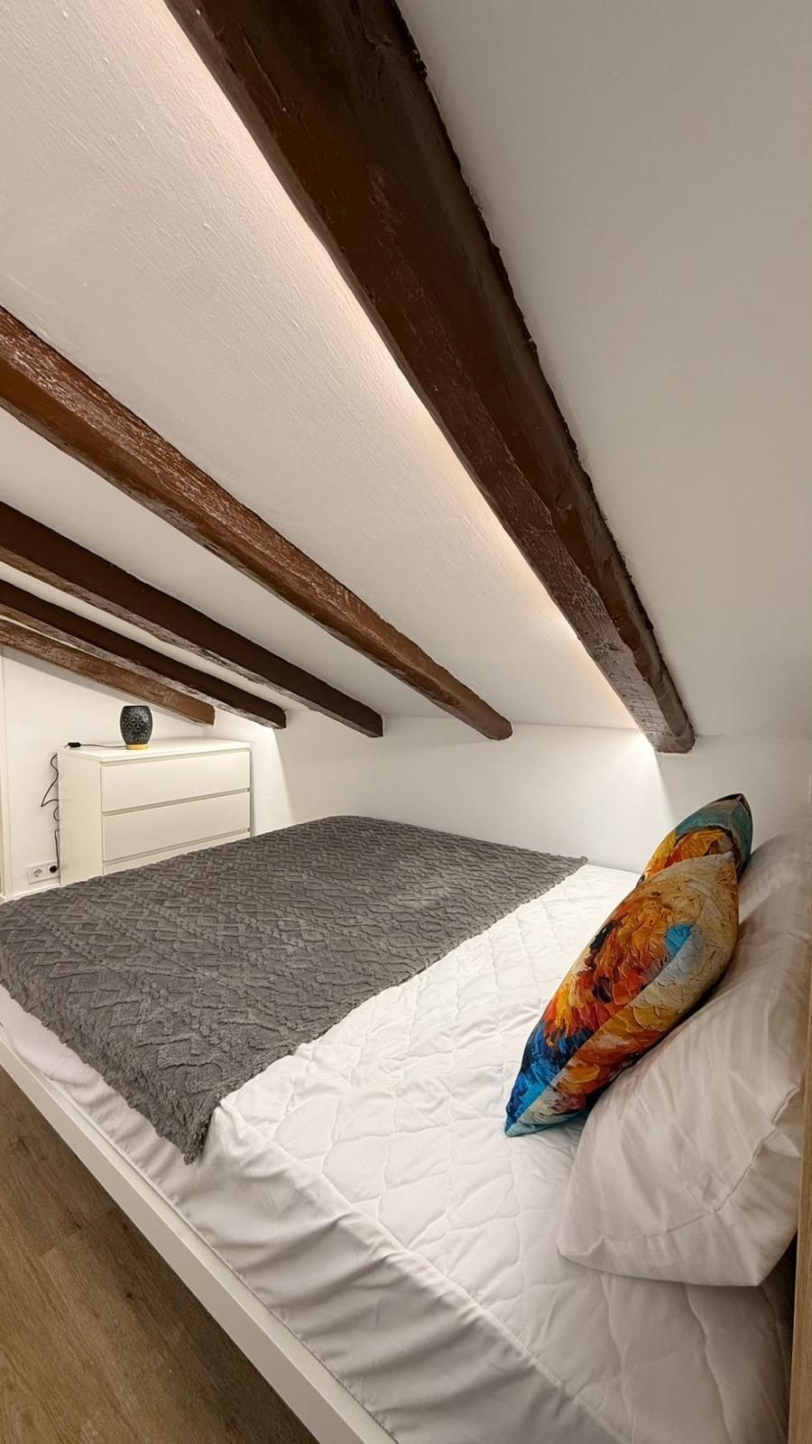 Alquiler de Buhardilla en barrio salamanca — Foto 8