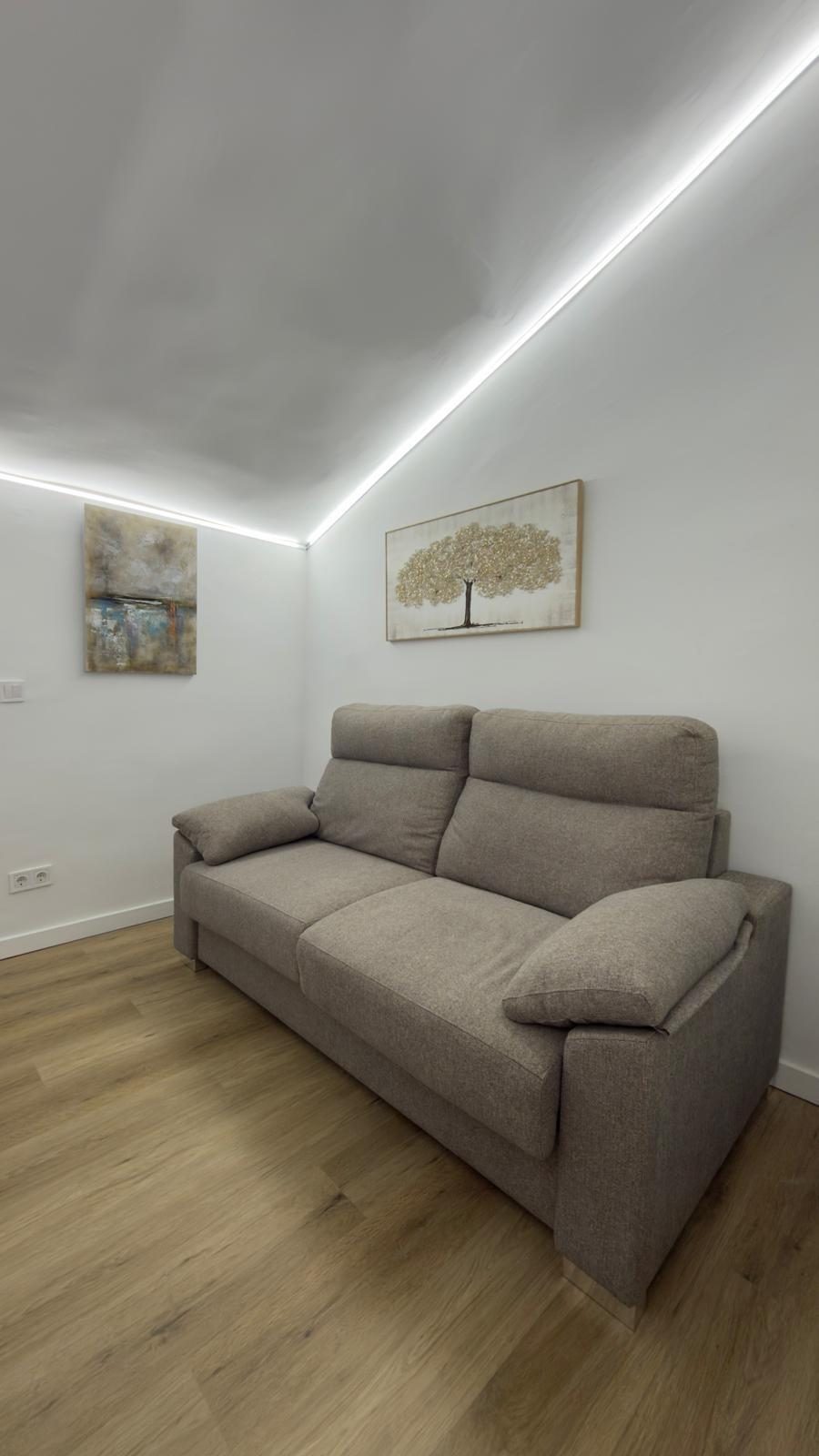 Alquiler de Buhardilla en barrio salamanca — Foto 2