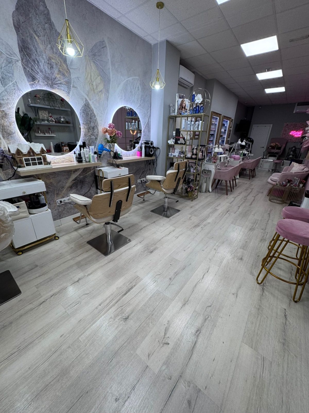 traspaso salón de peluquería en Torrejón de Ardoz — Foto 1
