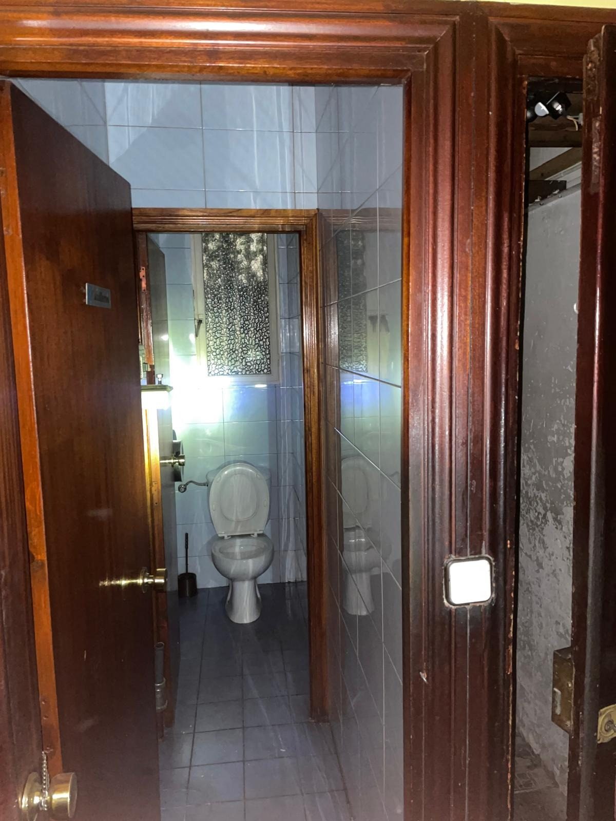venta local muy cerca del retiro — Foto 6