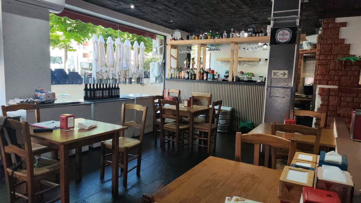 Traspaso Local Velilla de San Antonio Estado óptimo — Foto 1