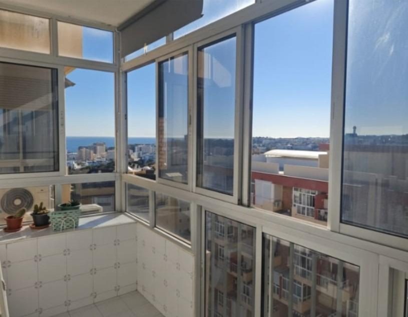 PRECIOSO PISO DE 1 DORMITORIO EN GAMONAL CON VISTAS AL MAR — Foto 2